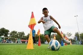 首曝8日后，腾讯《最终幻想14》手游开启首次测试招募